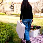 27-inch Portable Touch Screen Battery-Powered Android Suitcase Briefcase Screen Display